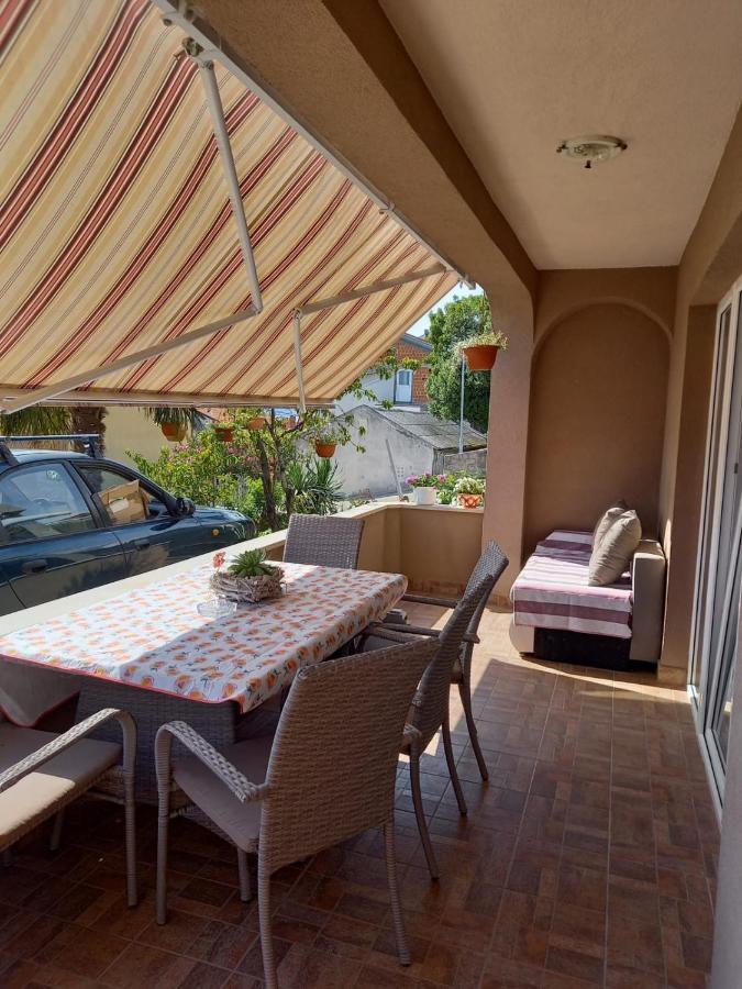 Apartmani Afrodita Crikvenica Buitenkant foto